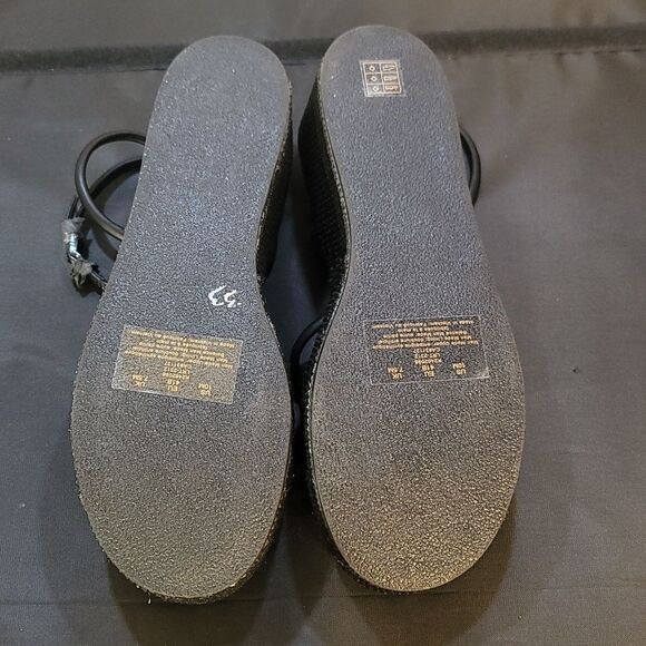 BRAND NEW DKNY CYRILLA ESPADRILLE WEDGE SANDAL - Picture 8 of 14